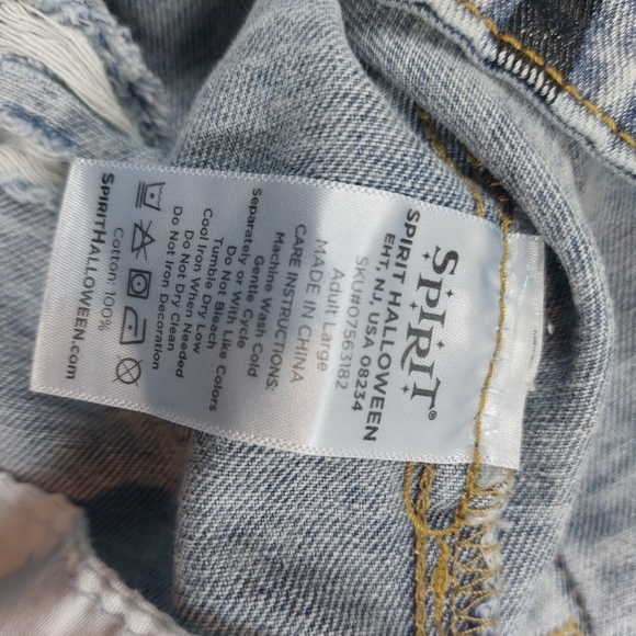 Birds of Prey Shorts Womens Size LARGE Harley Quinn Light Wash Denim Distressed - Picture 7 of 10